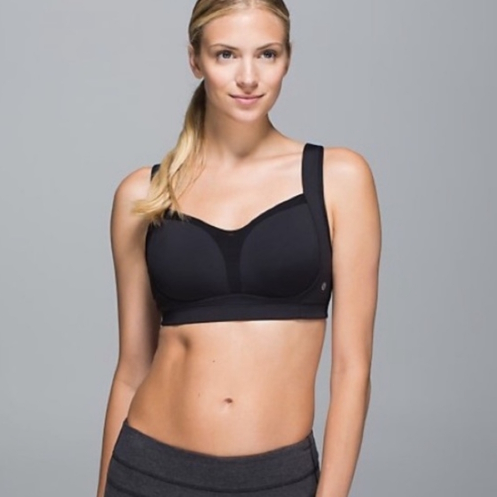 Lululemon tata tamer black athletic workout running sport bra